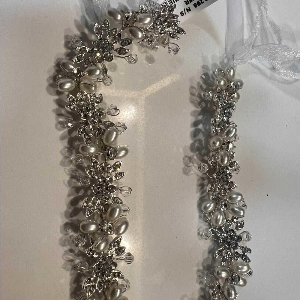 David's Bridal Silver and White Pearl Hairpiece